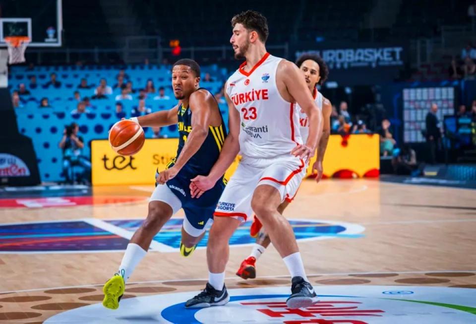 的表现, 均能够至少