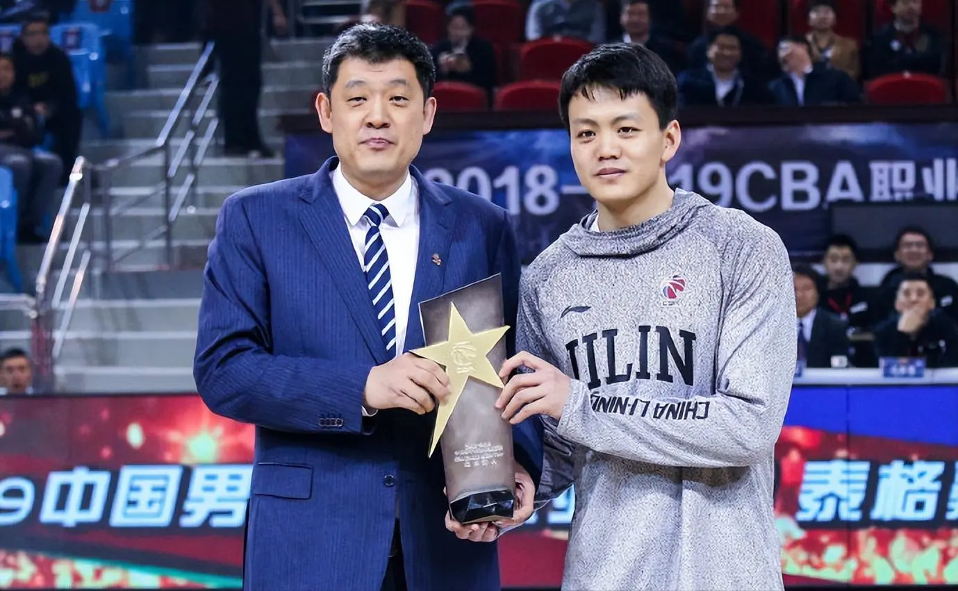 外线实力被, 特别是三分, 常满意