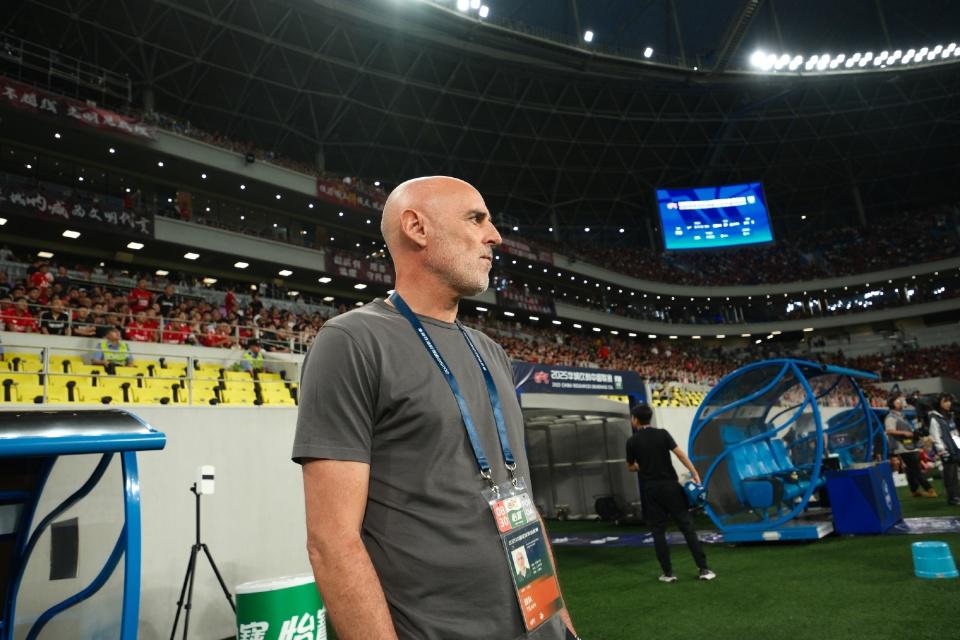 罗慕洛, 颜骏凌, ue 罗慕洛, 颜骏凌, ue