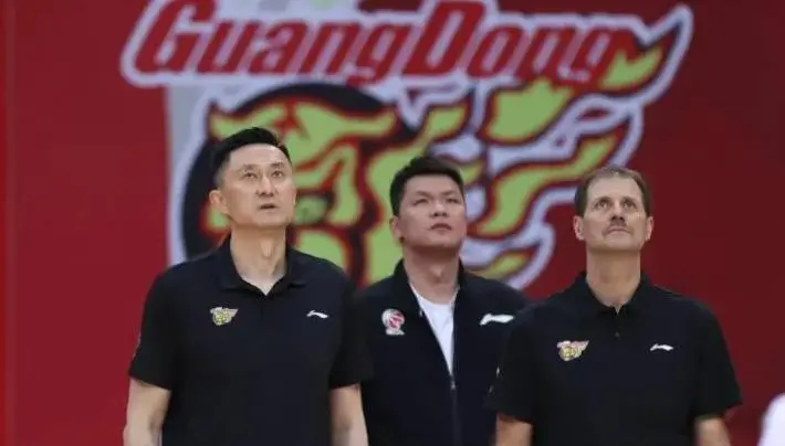 热身赛上表, 人大名单基, 单的
